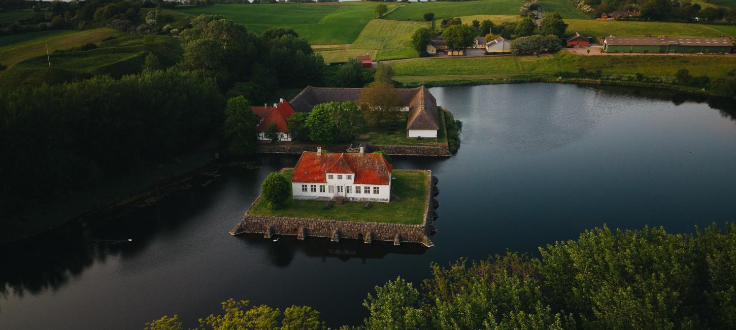 Dronebillede af Søbygaard